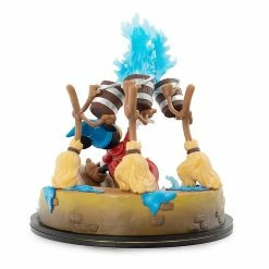 Qmx Collectibles Sorcerer Mickey Q-Fig Max – Fantasia 80th Anniversary