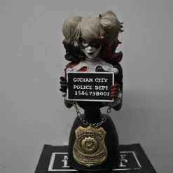 Dc Collectibles Cryptozoic DC Comics Harley Quinn (Red & Black Edition) Mugshot Bust