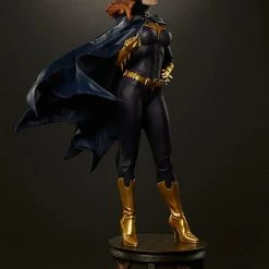 Batgirl Premium Format™ Figure By Sideshow Collectibles EXCLUSIVE