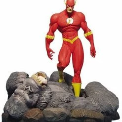 Dc Collectibles The Flash Vs. Gorilla Grood Statue Full Size Dc Direct