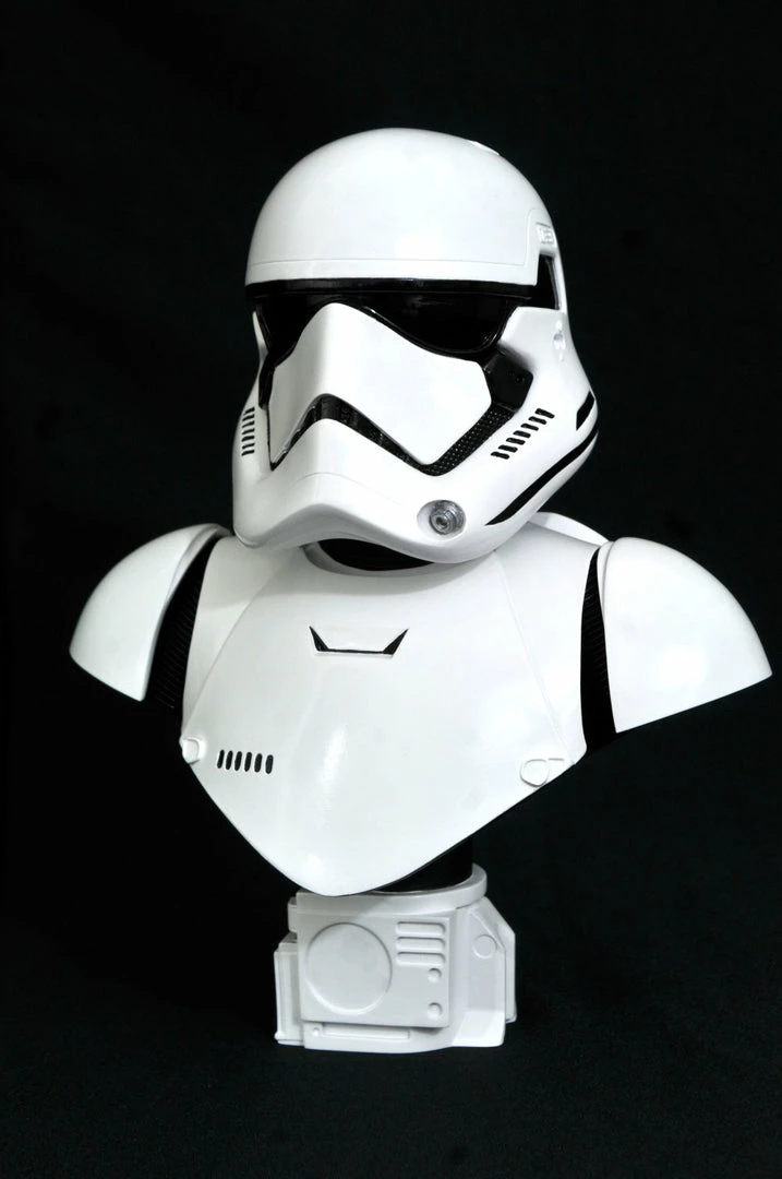 First Order Stormtrooper 1/2 Scale Diamond Select